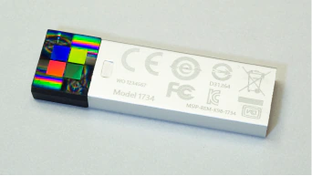 USB-устройство с голограммой